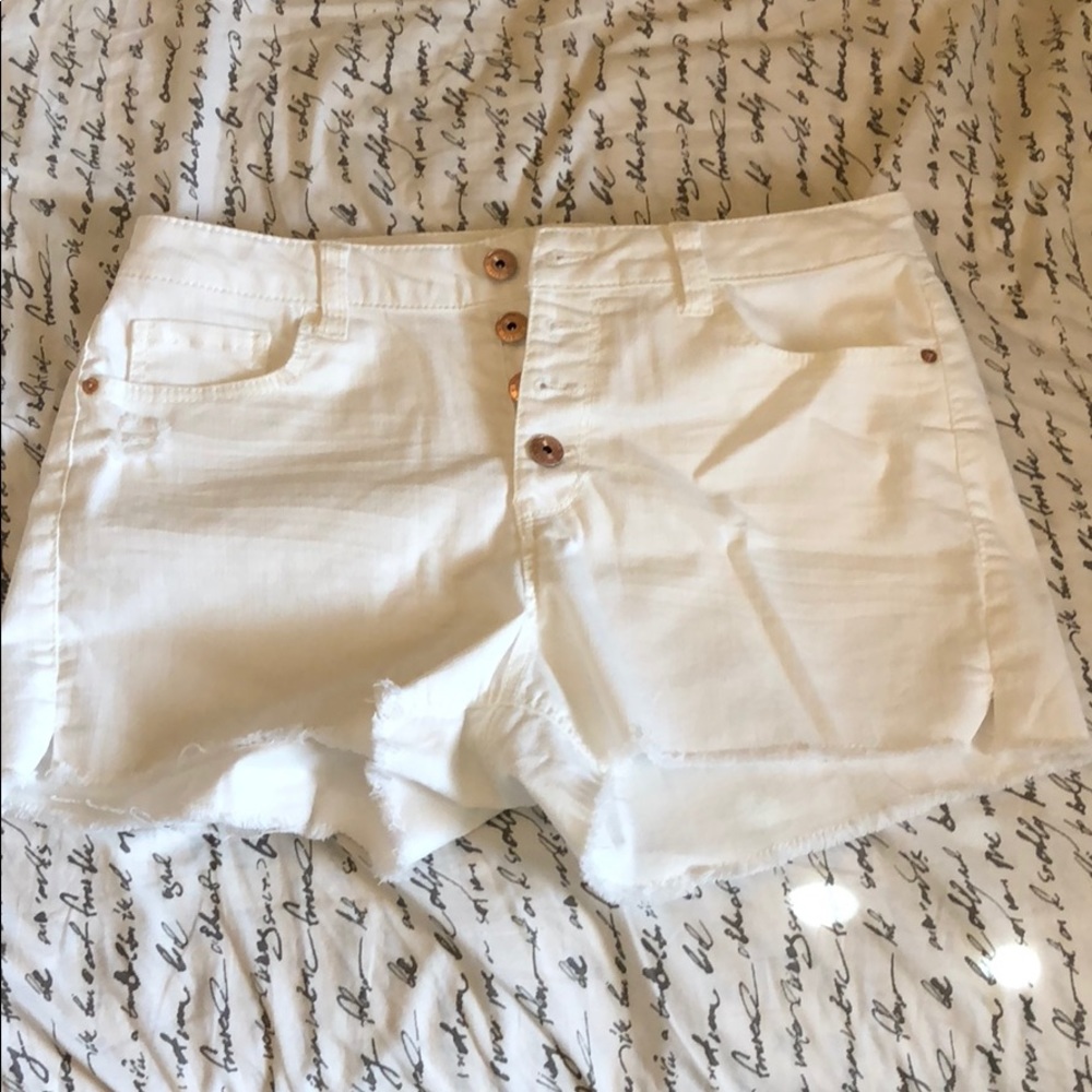 Vanilla Star White Shorts
